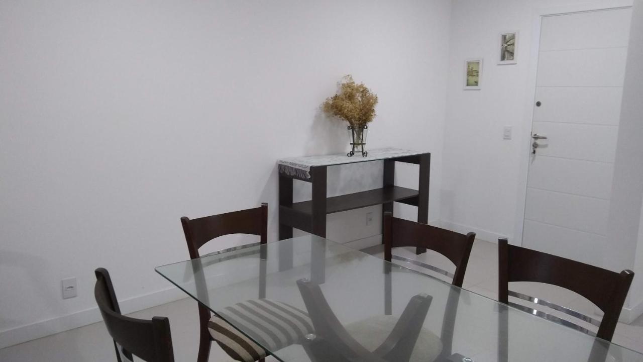 Apartamento Frente Para A Piscina A Uma Quadra Da Praia ฟลอเรียนอโปลิส ภายนอก รูปภาพ