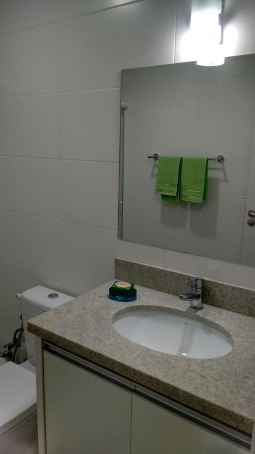 Apartamento Frente Para A Piscina A Uma Quadra Da Praia ฟลอเรียนอโปลิส ภายนอก รูปภาพ